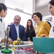 Ministra de Ciencia conoció trabajo de comunidad educativa del Liceo Bicentenario Minero Juan Pablo II de Alto Hospicio