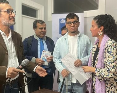Gobierno y Servel anuncian medidas que posibilitan la votación de personas con discapacidad en Elección de Consejeros Constitucionales 