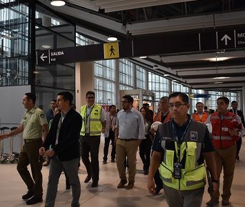 Delegado Daniel Quinteros y autoridades abordan ampliación del Aeropuerto de Iquique y desafíos en control del narcotráfico y el crimen organizado