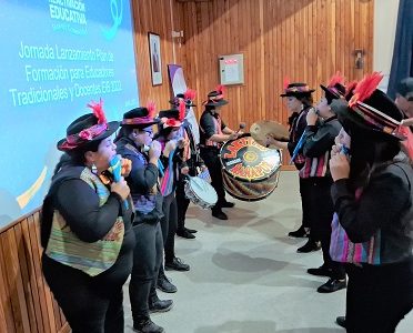 Educadores Tradicionales y docentes de Tarapacá actualizaron conocimiento en Lengua y Cultura de los Pueblos Originarios Ancestrales