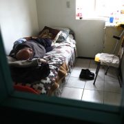 En el Día Mundial contra el Abuso y Maltrato en la Vejez: Informe del INDH muestra el oscuro panorama de las personas mayores