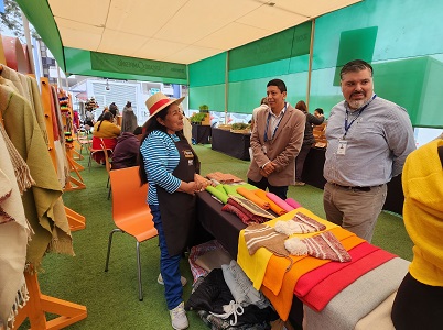 14 nuevos pequeños productores y productoras usuarias de Indap Tarapacá se suman a segundo Mercado Campesino en Zofri