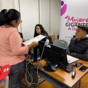 Llaman a postular a programa Mujeres Gigantes de Tarapacá, iniciativa orientada a residentes de Iquique, Alto Hospicio y Borde Costero