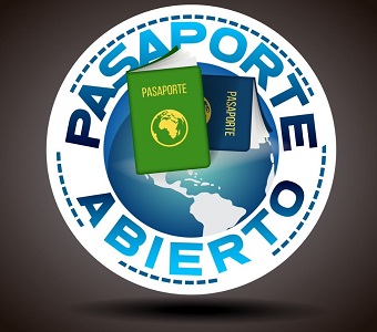 Periodista iquiqueña Paola Fernández nominada a la categoría trayectoria, durante Congreso de Periodismo Turístico realizado en República Dominicana