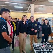 Mineduc destina más de $456 millones para equipar especialidades técnicas profesionales, a 5 establecimiento de Tarapacá