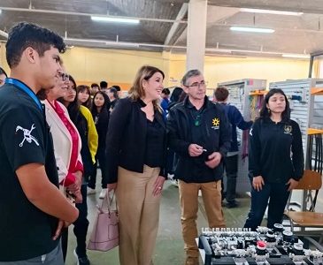 Mineduc destina más de $456 millones para equipar especialidades técnicas profesionales, a 5 establecimiento de Tarapacá