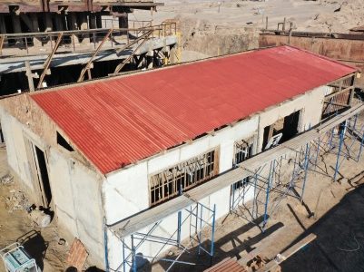 Avanzan las obras de restauración en taller eléctrico de la Planta de Lixiviación de Santa Laura, para consolidar su estructura