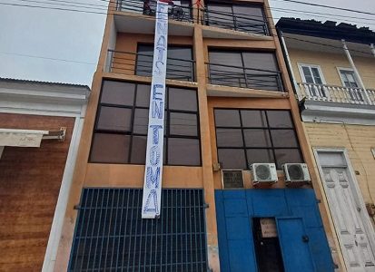 Segundo día de movilización ascendente y toma de la Dirección del Servicio de Salud realizan funcionarios y funcionarias de la FENATS Tarapacá