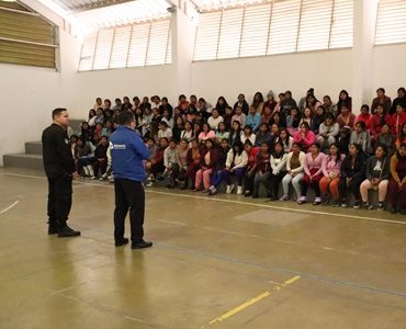 Defensoría de Tarapacá participó en operativo de difusión con enfoque de género a mujeres privadas de libertad