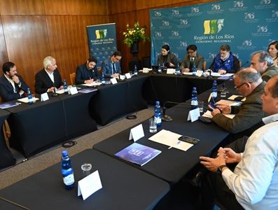 Gobernadores y gobernadoras de Chile, reunidos en Valdivia,  exigen revisión de la Ley de Presupuestos 2024