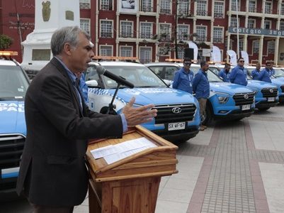 Municipalidad de Iquique entrega a la comunidad nueva flota de 8 vehículos para fortalecer la seguridad e inspección