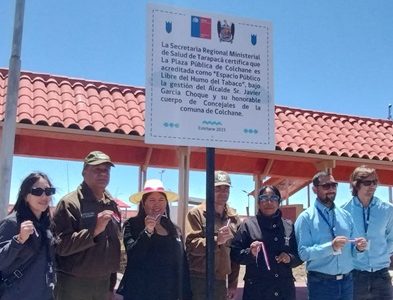 Comuna de Colchane declara su plaza pública como espacio libre de humo de tabaco, medida que busca proteger la salud de sus habitantes.