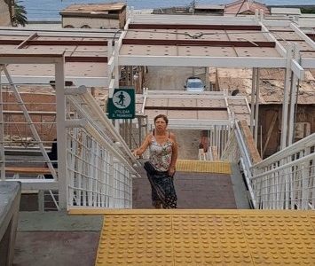 Inauguran en pueblo de Pisagua mejoramiento integral de escalera pública y panorámica, una anhelada aspiración de los lugareños