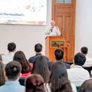 Prácticas profesionales y memorias de título, realizarán 59 jóvenes universitarios de ambos sexos,  en el área de la minería