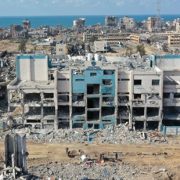Israel-Palestina: Los habitantes de Gaza, acechados por el hambre, la enfermedad y la muerte