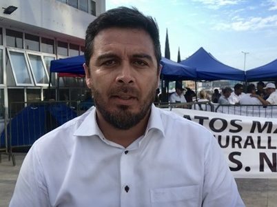 Empresarios y gremios depusieron paro luego que Delegado Quinteros  informara que vigencia del sello rojo, se amplia por 30 días