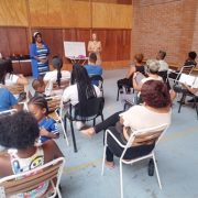 Concluyen talleres de Escuela de Verano orientada a integración social de jóvenes, organizada por el Centro Cultural “Raíces colombianas”