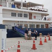 Décimo segundo Crucero de la temporada, el Island Sky recaló en Puerto de Iquique. En los próximo días, arribarán otras dos naves