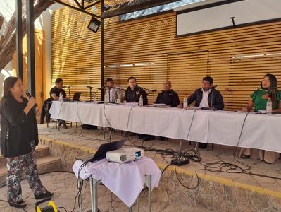 SENDA Tarapacá presentó modelo de gobernanza local a Concejo Municipal de Huara. Compromiso de autoridad local es fundamental para éxito del programa