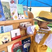 Implementan programa Biblioteca Migrante de Educación Parvularia: Niñas y niños aprenden a respetar diversidad cultural