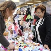 Feria de Sernameg Mujer Emprende en Tarapacá, en el contexto del Día de las Madres, permanecerá abierta hasta este sábado 16