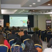 Expertos nacionales y regionales expusieron en semanario, sobre el impacto del crimen organizado y su vínculo con el contrabando y el comercio ilícito