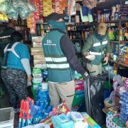 En fiscalización intersectorial en Iquique y Alto Hospicio, se cursaron  infracciones y decomisan 244 kilos de productos agrícolas de contrabando