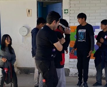 Utilizando realidad virtual, estudiantes del Liceo de Huara y el Jardín Infantil Estrellita del Desierto visitaron la Luna y Marte