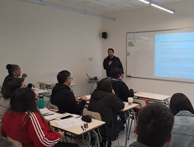 Profesionales de la Seremi de Vivienda de  Tarapacá iniciaron primer curso en suelos salinos. Próximo taller estará orientado a sector construcción.