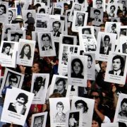 «No a la estatua de Sebastián Piñera», señalan organizaciones de DD.HH, sociales, sindicales y de Memoria de todo el país