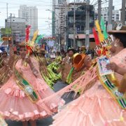 Fe y devoción en comunidad boliviana al celebrar fiesta en honor del Tata Santiago de Bombori