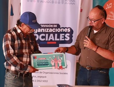 Junta de Vecinos Huertos Familiares N° 9, del pueblo de La Tirana, recibió sello “Espacio para Organizaciones Sociales”
