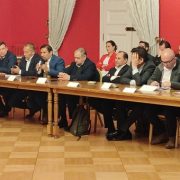 Alcalde de Colchane propone modificar la Ley de Nacionalidad para desincentivar la migración irregular y que sólo se de por «derecho de sangre»