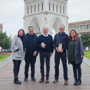 Alberto Prado Díaz, recibe “Premio Patricio Advis 2024”, que otorga la Delegación Tarapacá, del Colegio de Arquitectos y Arquitectas de Chile