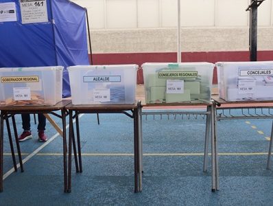 En primera jornada en Tarapacá votaron 262.667 electores habilitados para sufragar, lo que equivale al 37.95 % del total del electorado.