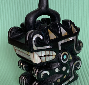 Museo Regional de Iquique inaugura inédita exposición de arte contemporáneo y  prehispánico, “Miradas de Colección: Barros Cruzados”