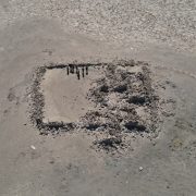 Como un hallazgo histórico, destacan la ubicación de la primera casa del «Rey del Salitre, de Santiago Humberstone