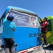 Servicio de Protección a la Niñez y Línea 1 Trans Satélite inician campaña en calles de Iquique y Alto Hospicio para inscribir más Familias de Acogida 