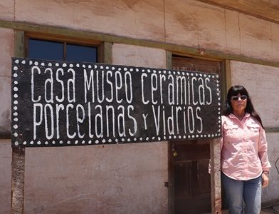 Un viaje por el pasado en exhibición de objetos de cerámica, porcelana y vidrio, ofrece Casa Museo abierta en la Salitrera Humberstone