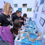 Ministerio de Ciencia entregará mil cien millones de pesos para proyectos que acercan la ciencia a las personas
