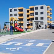 MINVU dispondrá más de $115 mil millones para Plan de Emergencia Habitacional en Tarapacá. Seremi destaca agenda colaborativa para proyectos habitacionales.