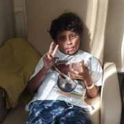 “Muchas gracias a todos”: Las emotivas palabra de niño iquiqueño de 13 años que recibió trasplante hepático en Santiago, que le salvó su vida