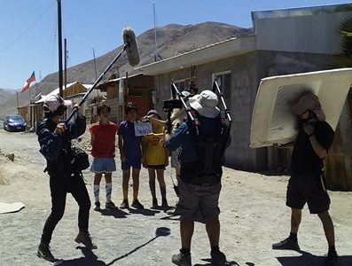 Abren convocatoria de casting para nuevo proyecto cinematográfico en Tarapacá, para hombre y mujeres que representen entre 14 y 17 años