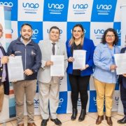 Firman convenio para fortalecer educación en Alto Hospicio, paso fundamental en consolidación de espacio para desarrollo de formación universitaria