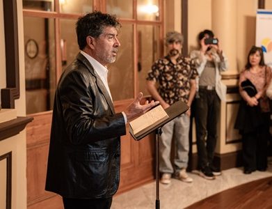 Lanzan libro sobre emblemática restauración del Teatro Municipal en 1987.  La obra pone en valor histórico edificio como ícono del arte y la cultura en Tarapacá