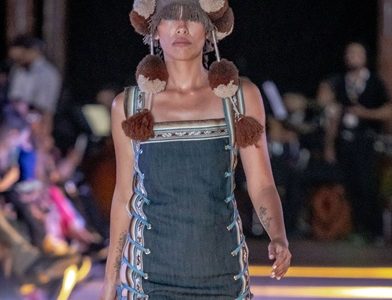 La moda sostenible se toma el desierto con creatividad y conciencia ambiental. Salitrera Humberstone será escenario de la gran pasarela final