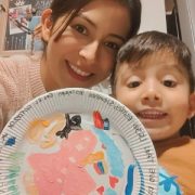 «Arte y Mesa»: Campaña nacional que fortalece la conversación en familia  y que ahora llega a Iquique, Alto Hospicio y Pica