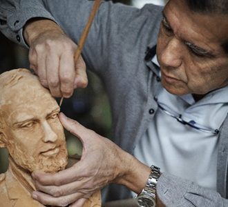 Exposición del destacado cirujano plástico y escultor Héctor Valdés se podrá ver en Sala de Arte Casa Collahuasi