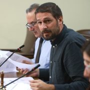 Contraloría acoge por contratación irregular en Municipalidad de Pica y ordena sumario contra el alcalde Iván Infante