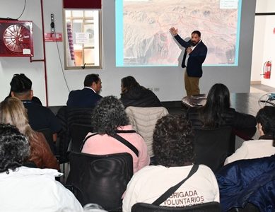 Ilustrativa charla sobre ritual Inca Capacocha que se practicaba hace más de 500 años, y muestra Paleontológica, realizó la Municipalidad de Alto Hospicio